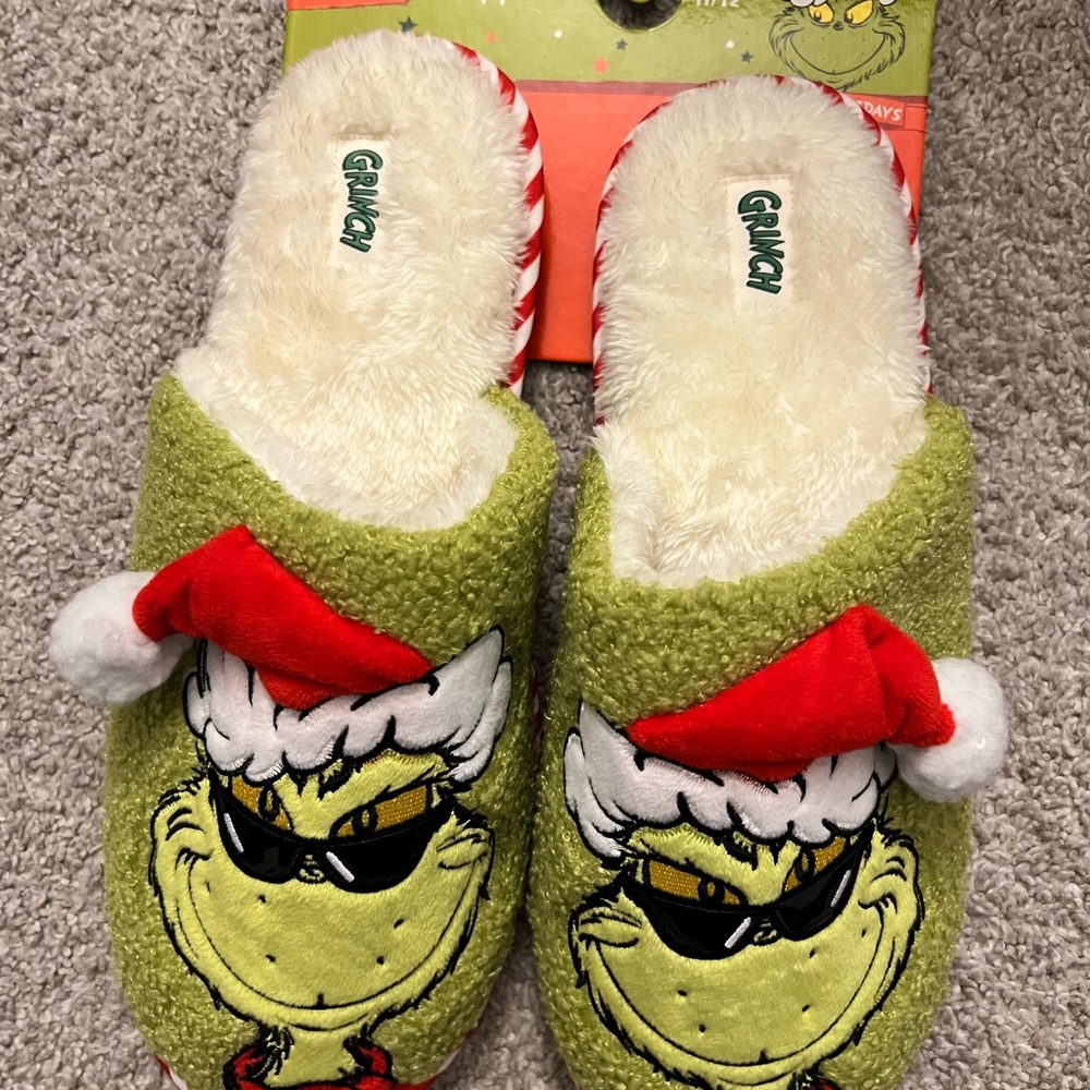 Grinch Christmas Slippers with Santa Hat